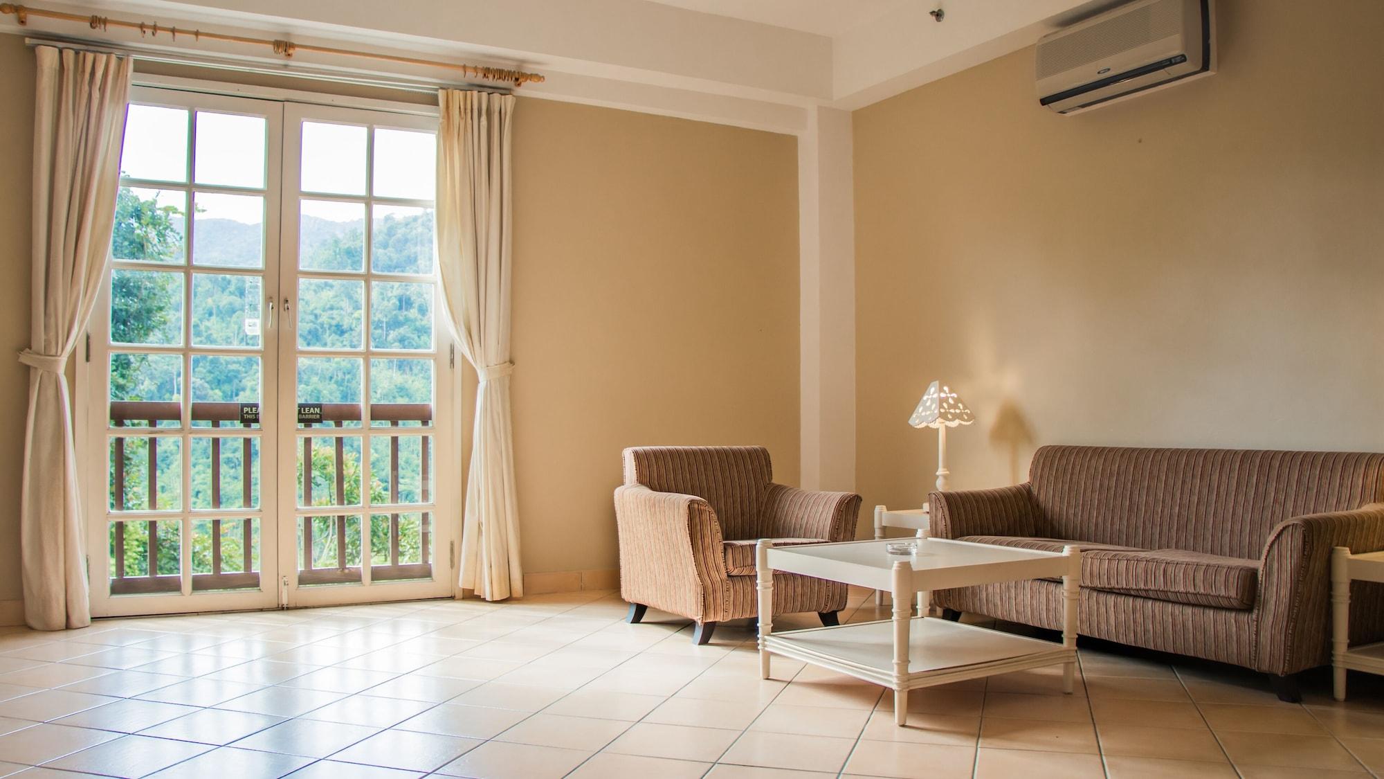 Resort Colmar Tropicale 4*
